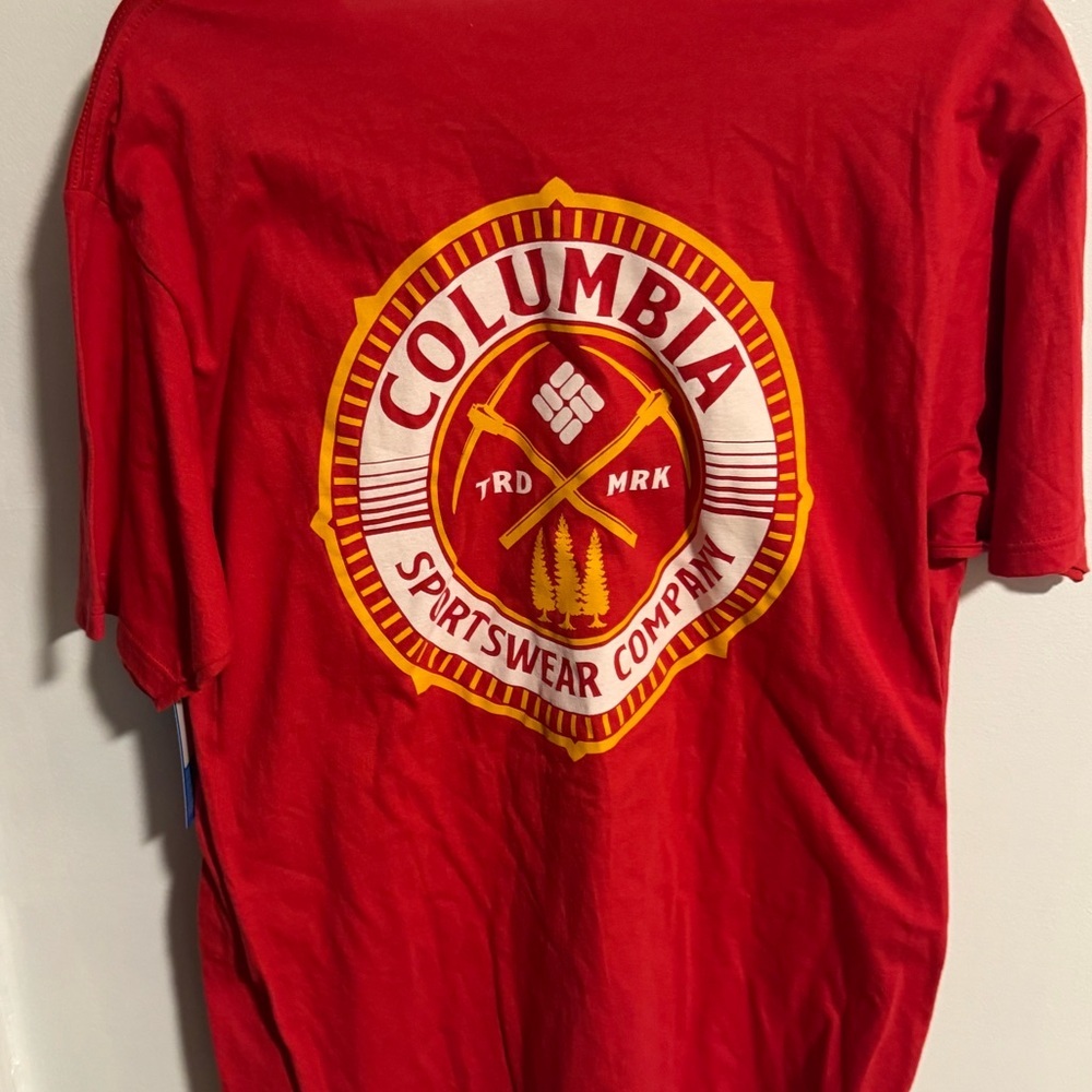 BOGO Columbia Men's Vibrant Red Short Sleeve Tee